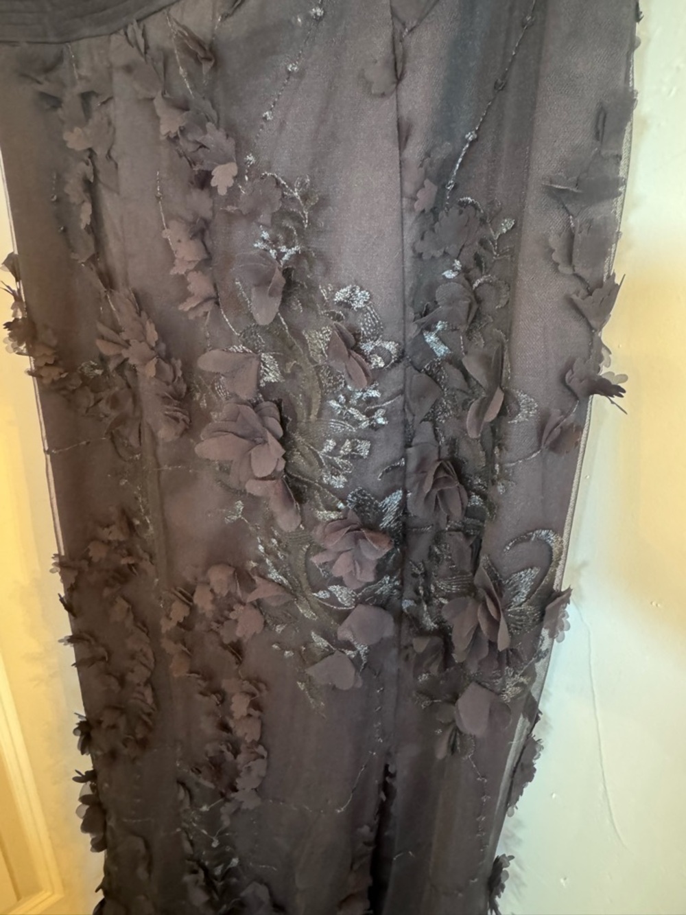 Mac Duggal Black Sleeveless V-Neck Maxi Dress with 3D Floral Appliqué - Picture 8 of 10